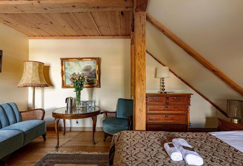 Habitaci�n Est�ndar Abuhardillada, Boutique Hotel Virkas Muiža