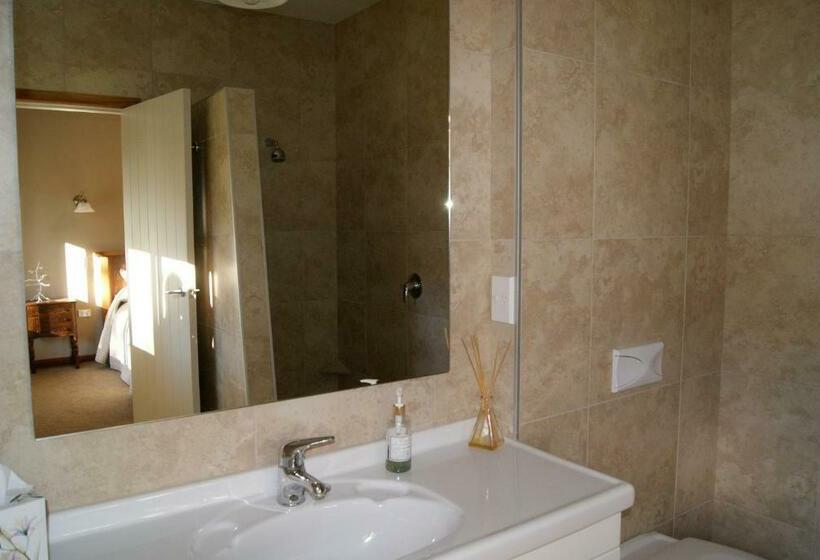 Номер Стандарт, Gully Retreat Karapiro