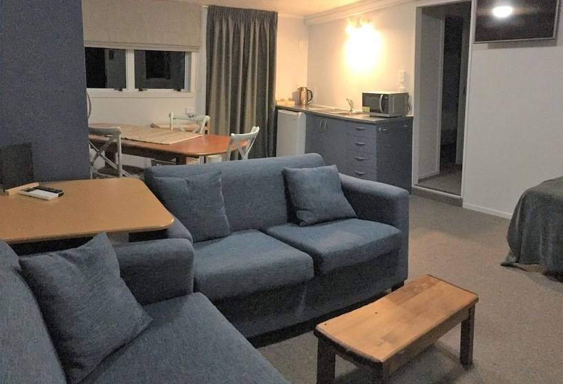 Апартаменты 1 Спальня с Видом, Collingwood Park Motel