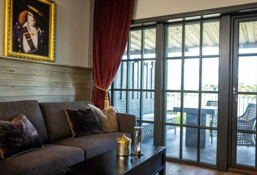 غرفة عائلية مطلّة علي البحر, Daftö Resort