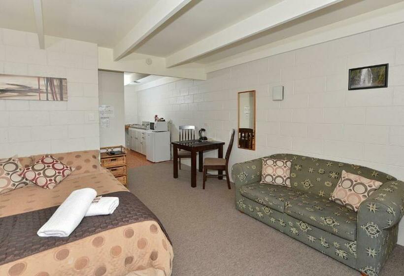 استودیو استاندارد با تخت کینگ, Waterfalls Estate   Motel & Campground