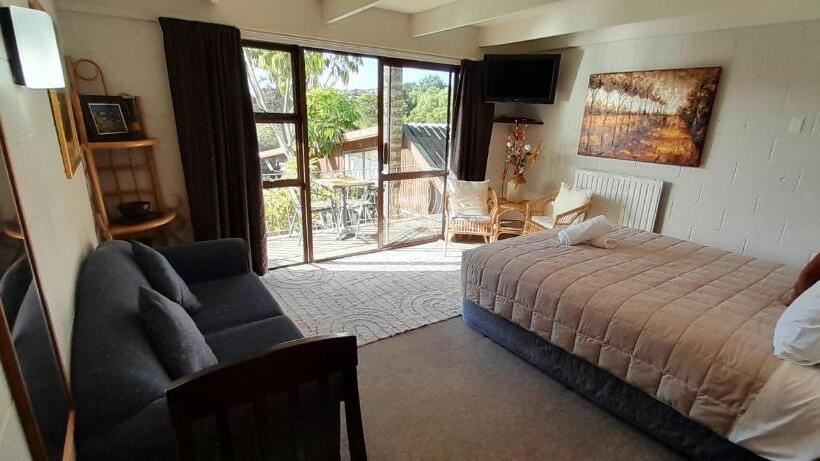 استودیو استاندارد با تخت کینگ, Waterfalls Estate   Motel & Campground