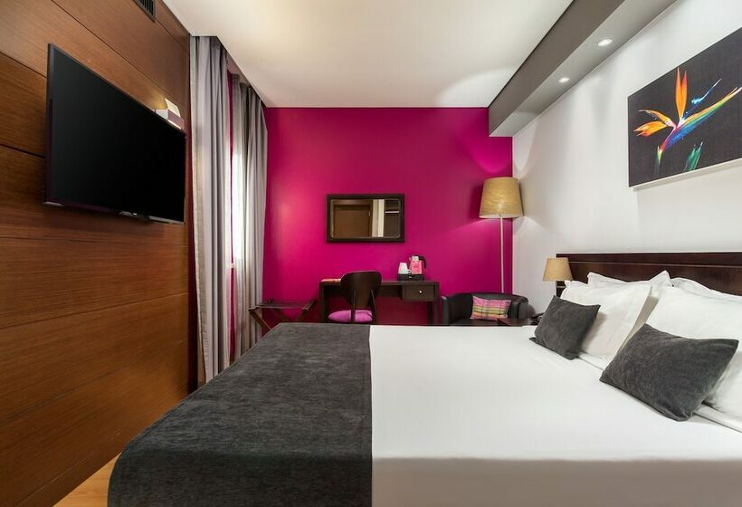 Habitación Estándar, Luena