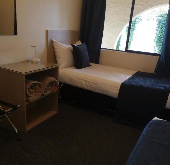 آپارتمان 2 خوابه, Captains Quarters Motor Inn