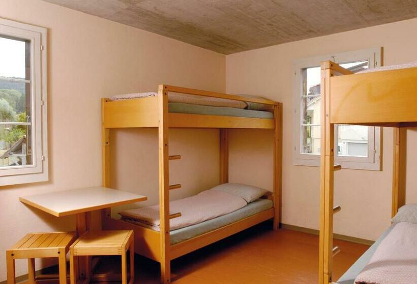 Номер Стандарт Совместная Ванная, Avenches Youth Hostel