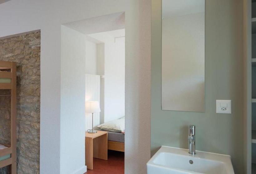 Номер Стандарт, Avenches Youth Hostel