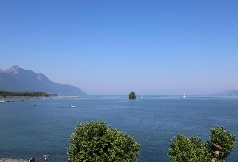 سوئیت 2 خوابه, Du Quai