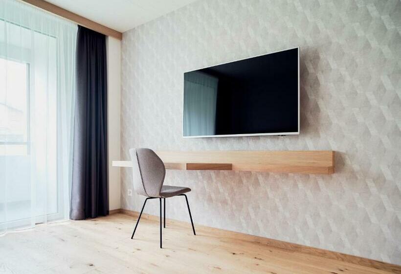 带2个卧室的公寓, Neu Schönstatt