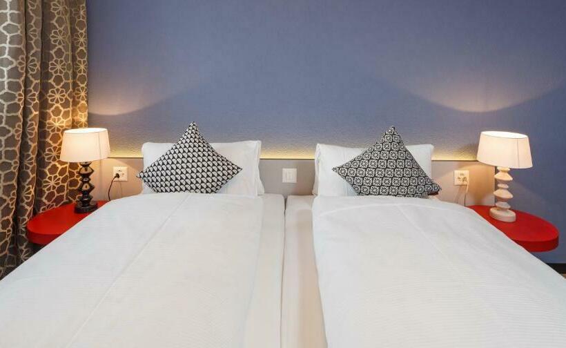 غرفة قياسية, & Restaurant Chärnsmatt