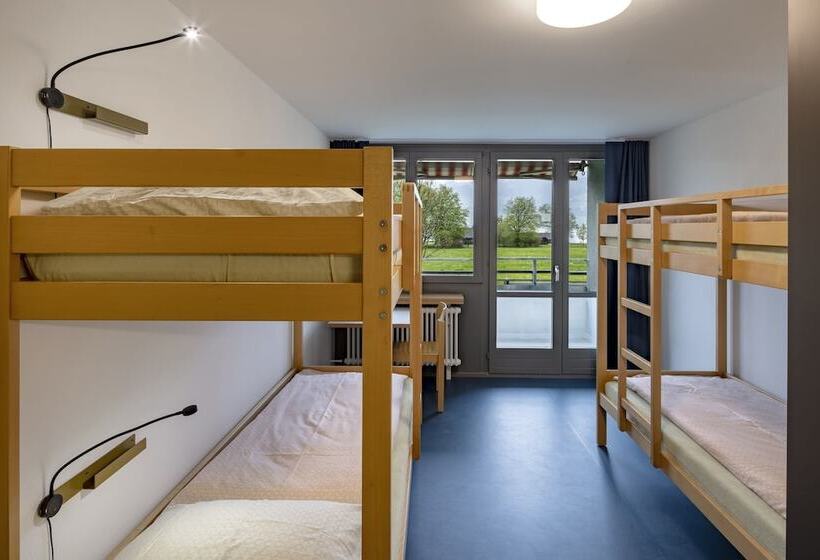 اتاق استاندارد چهارنفره با سرویس بهداشتی مشترک, Rapperswil Jona Youth Hostel