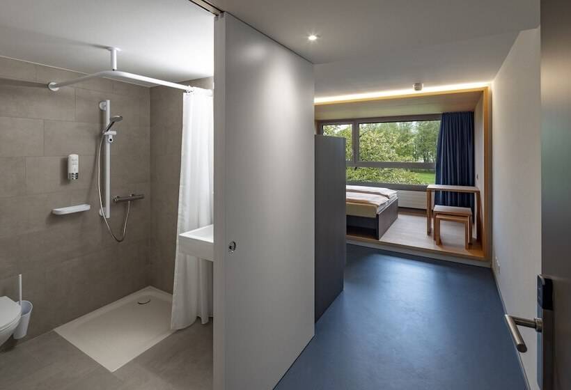 اتاق استاندارد چهار تخته, Rapperswil Jona Youth Hostel
