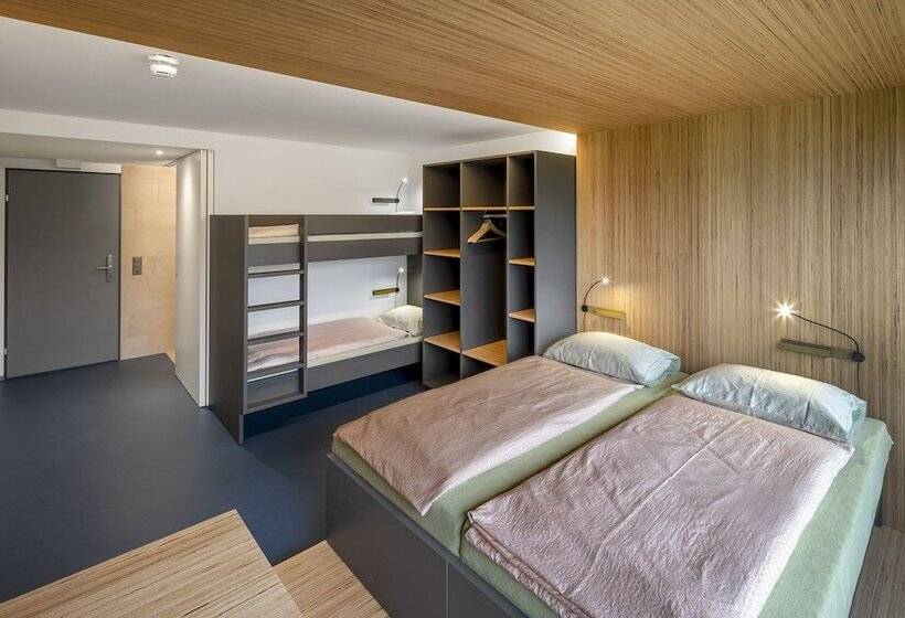 اتاق استاندارد چهار تخته, Rapperswil Jona Youth Hostel