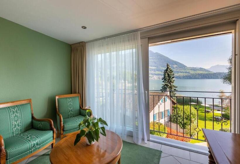 Люкс, Swiss Chalet Merlischachen   Romantik Schloss Hotel Am See