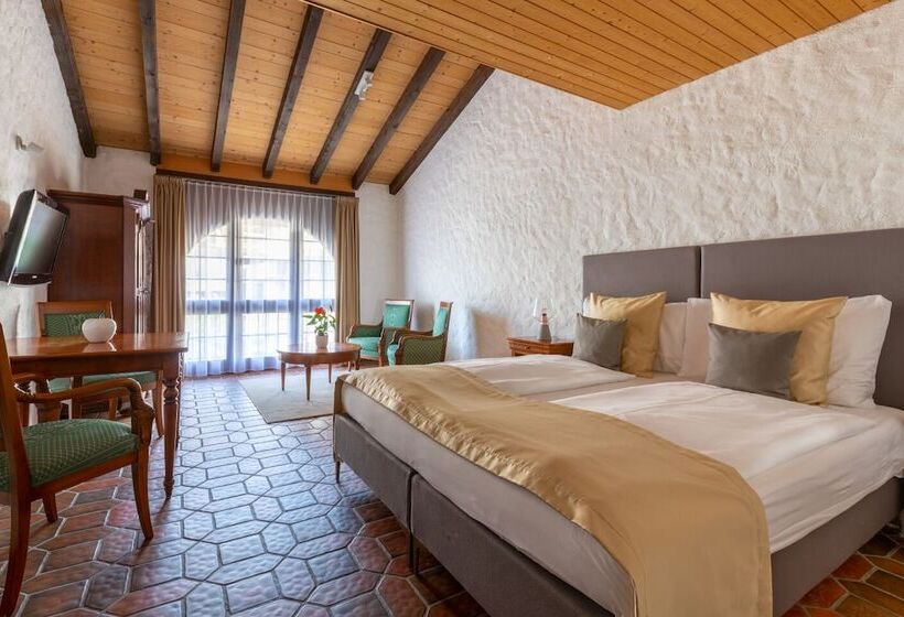 Номер Стандарт, Swiss Chalet Merlischachen   Romantik Schloss Hotel Am See