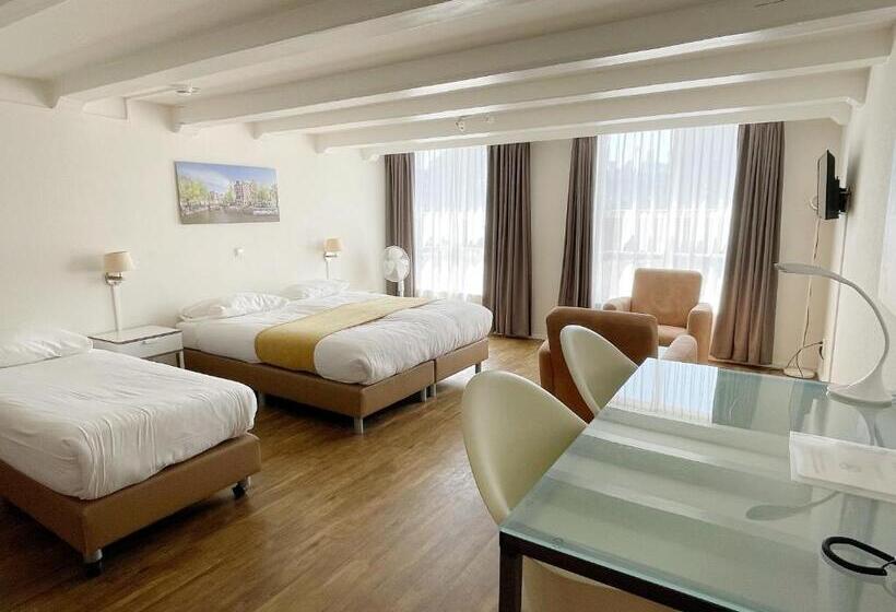 חדר סטנדרטי לשלושה עם נוף, Residence Le Coin
