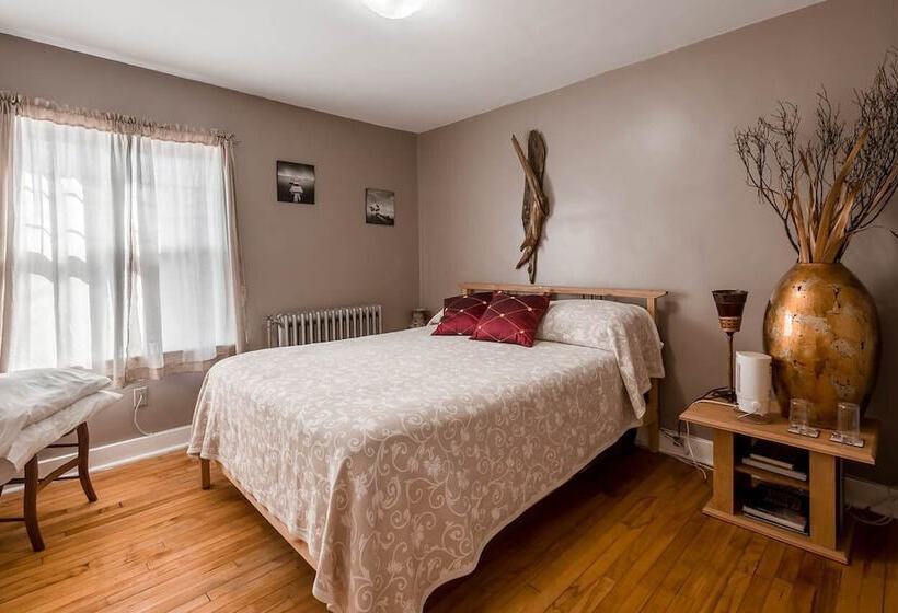 デラックスルーム, Jeddore Lodge
