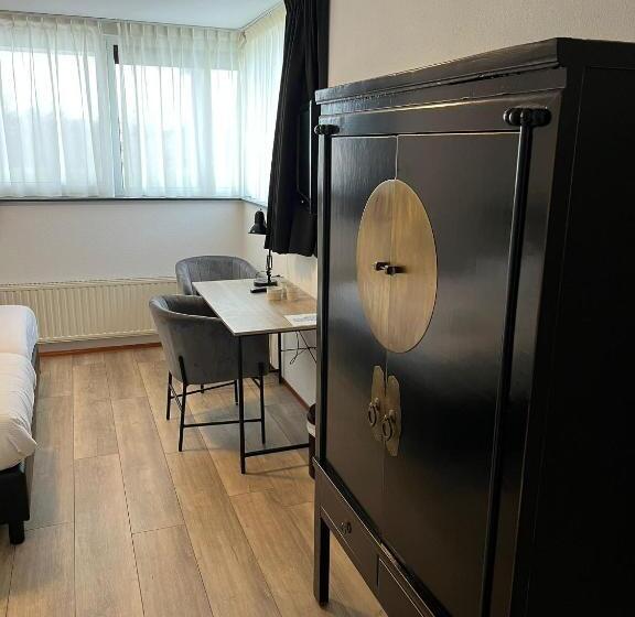 Номер Стандарт, Seehotel Oostkapelle