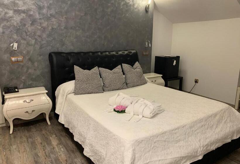 Полулюкс Повышенной Комфортности, Habitaciones Premium Finca La Casona