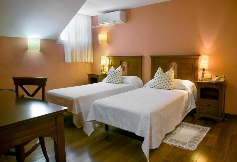 Четырехместный Номер Стандарт, Habitaciones Premium Finca La Casona