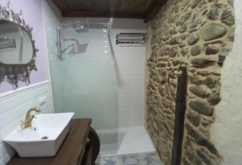 Номер Стандарт, Albergue La Medina De Camponaraya