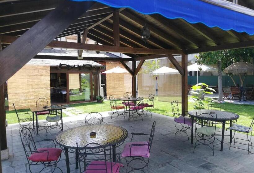 Дом 3 Спальни, Albergue La Medina De Camponaraya