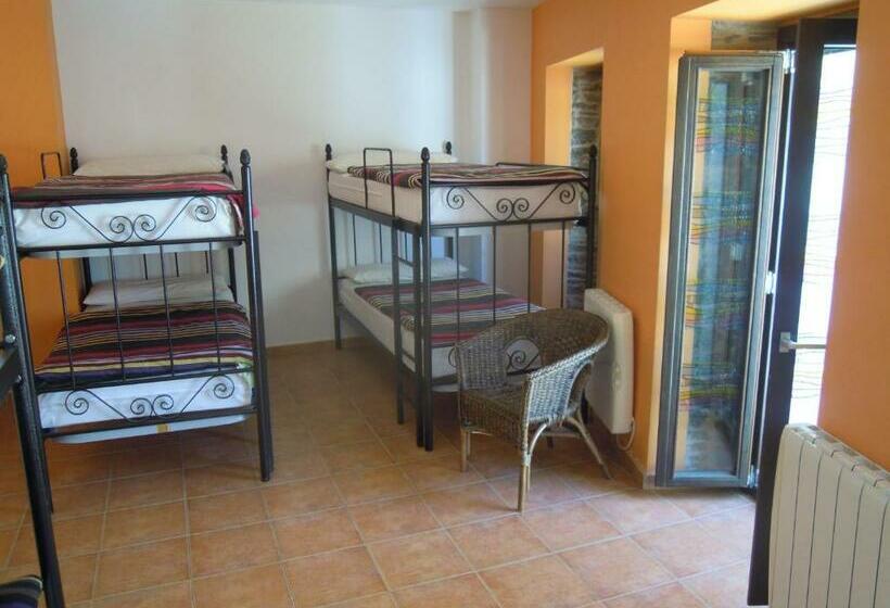 اتاق خانوادگی, Albergue O Durmiñento
