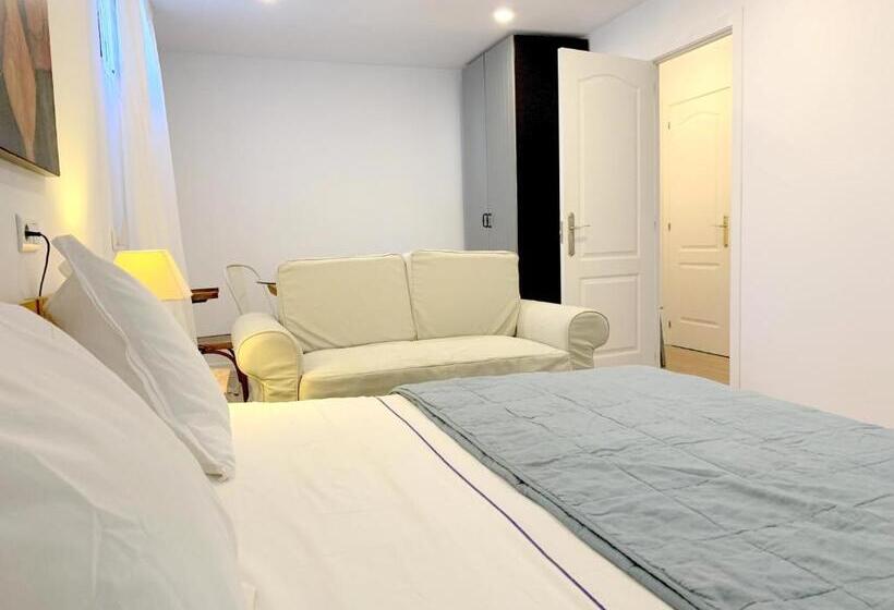 Студия Стандарт, At Home In Malaga Stay & Solo Travellers
