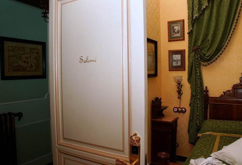 Номер Superior с Террасой, Sitges Royal Rooms