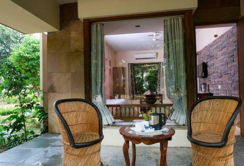 اتاق داخلی دلوکس, The Chitvan Resort