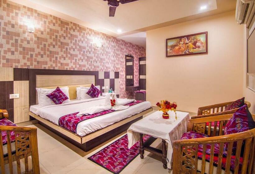 Номер Deluxe, Ganpati Palace