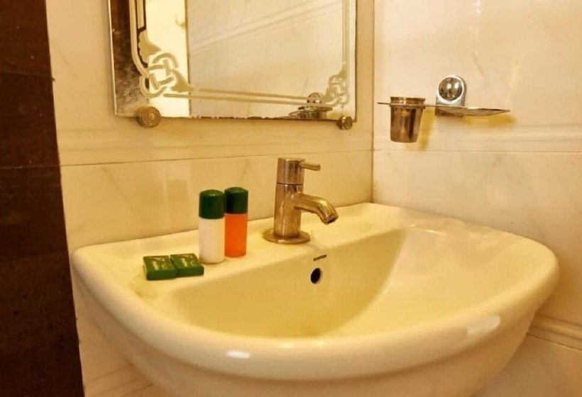Номер Deluxe, Ganpati Palace