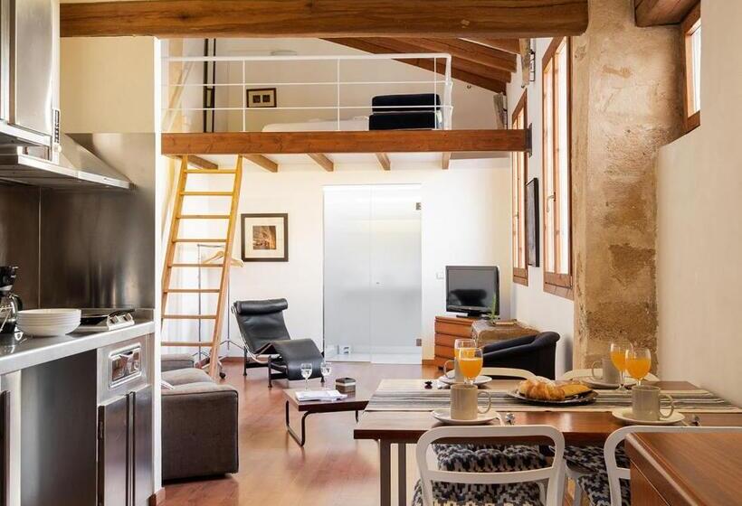 침실 1개 아파트, Ramón Llull House