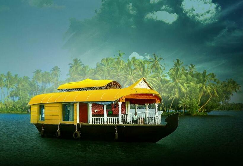 Люкс Deluxe 2 Спальни, Sreekrishna Houseboat   Vaccinated Staff