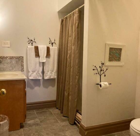 Люкс Повышенной Комфортности, Oak Valley Inn And Suites