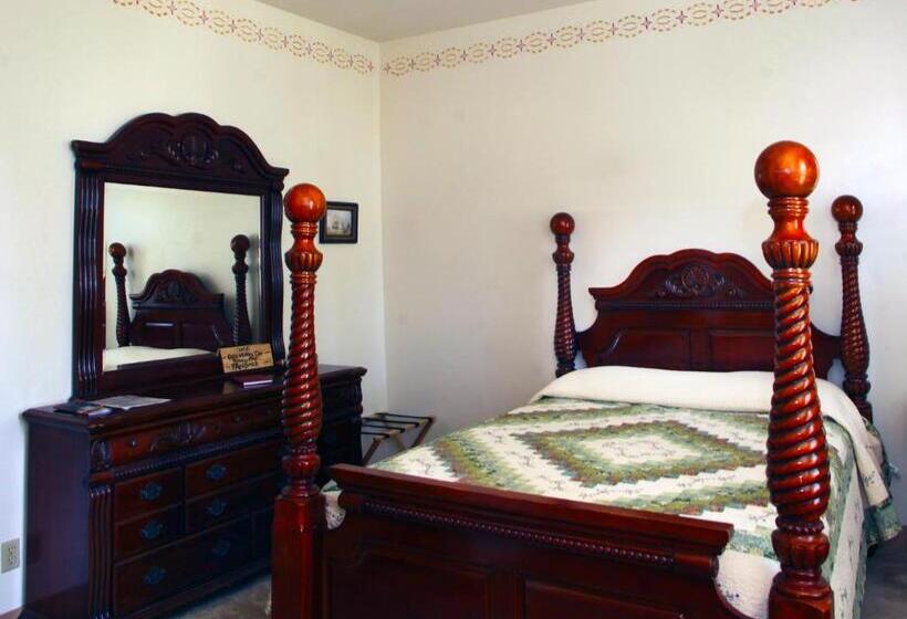Номер Стандарт, Oak Valley Inn And Suites