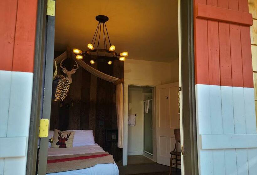 バルコニー付きスタンダードルーム, Mrs. Anderson's Lodging