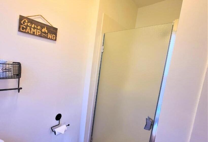 バルコニー付きスタンダードルーム, Mrs. Anderson's Lodging