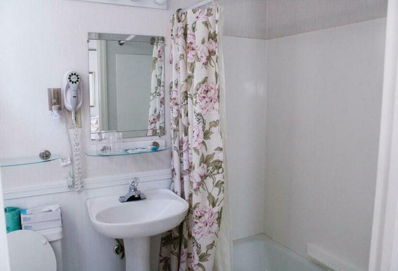 클래식 4인 룸, Midway Motel & Cottages