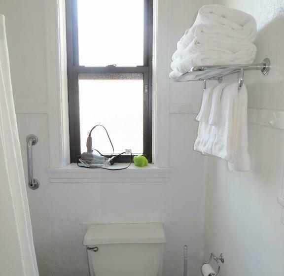 סוויטת 2 חדרי שינה, The Polo Inn Bridgeport U.s.a