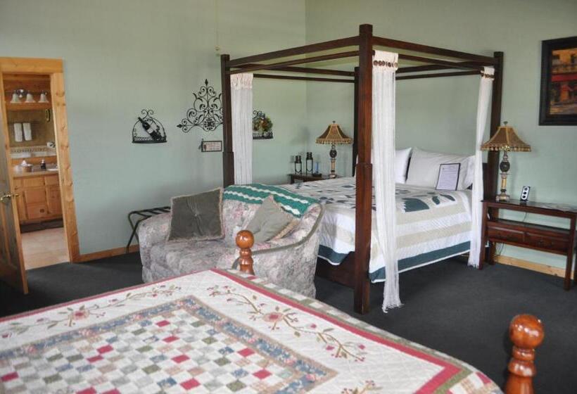 Люкс Повышенной Комфортности, Elkwood Manor Bed & Breakfast