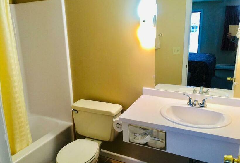 キングサイズベッドのスタンダードルーム, Granada Inn Motel   Kalkaska