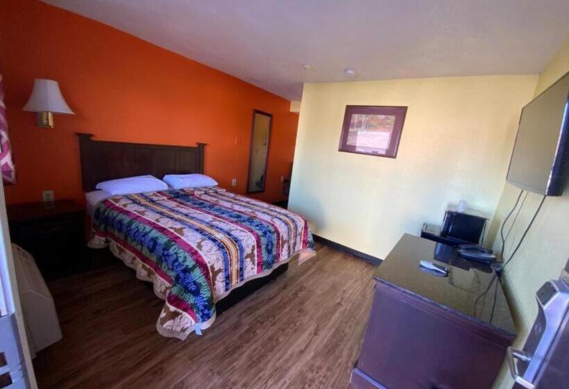Номер Стандарт, Indian Mound Motel