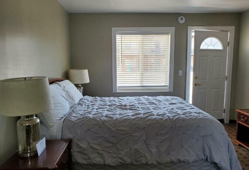 Номер Стандарт, Golden Gate Lodging