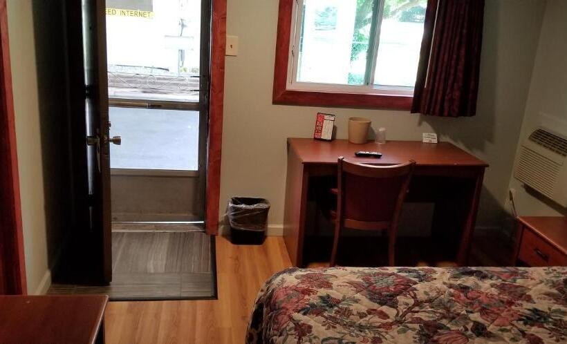 Номер Стандарт Индивидуальный, Wolds Motel   Mt. Pleasant