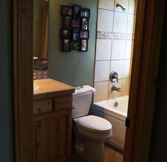 Дом 3 Спальни, Zion Ponderosa Ranch Resort