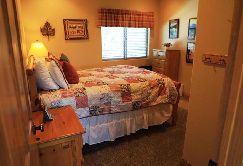 Дом 4 Спальни, Zion Ponderosa Ranch Resort