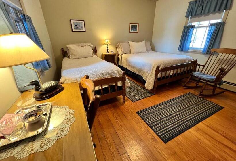 Номер Стандарт, Alamoosook Lakeside Inn Orland