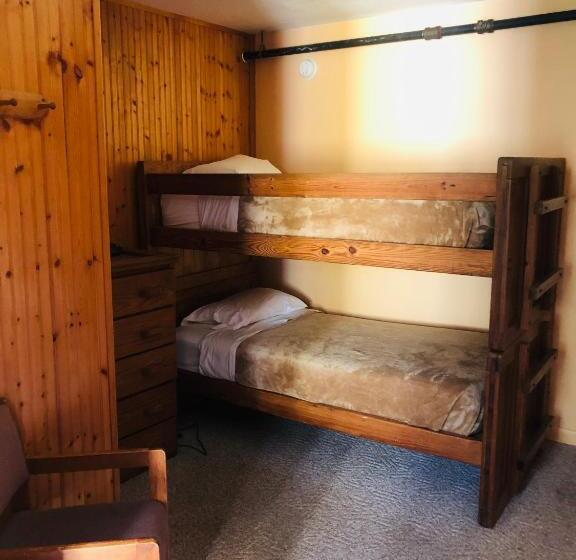 Номер Стандарт с Койками, Gray Ghost Inn