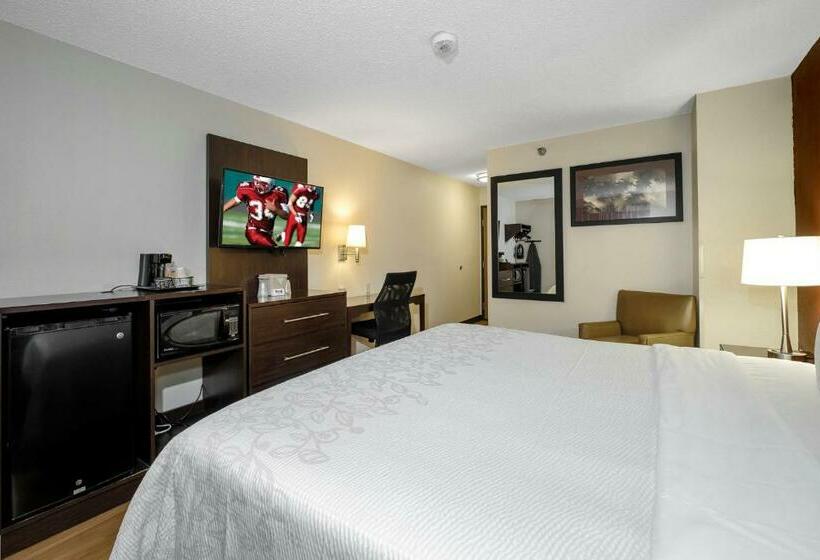 Номер Superior Кровать Кинг, Red Roof Inn Plus+ & Suites Malone
