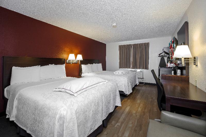 Номер Стандарт Адаптированный для Инвалидов, Red Roof Inn Plus+ & Suites Malone